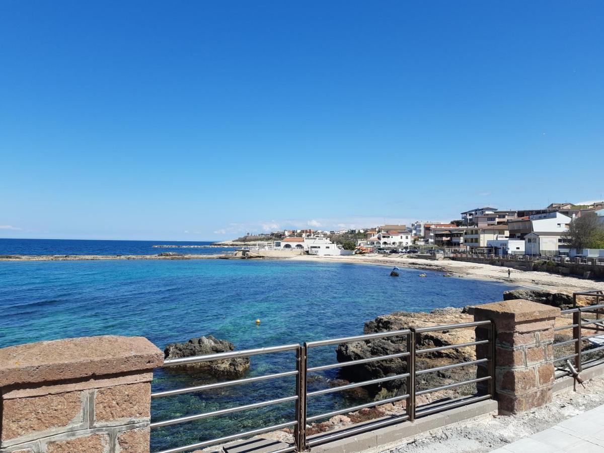 Casa Vacanze Da Lory Porto Torres Exteriér fotografie